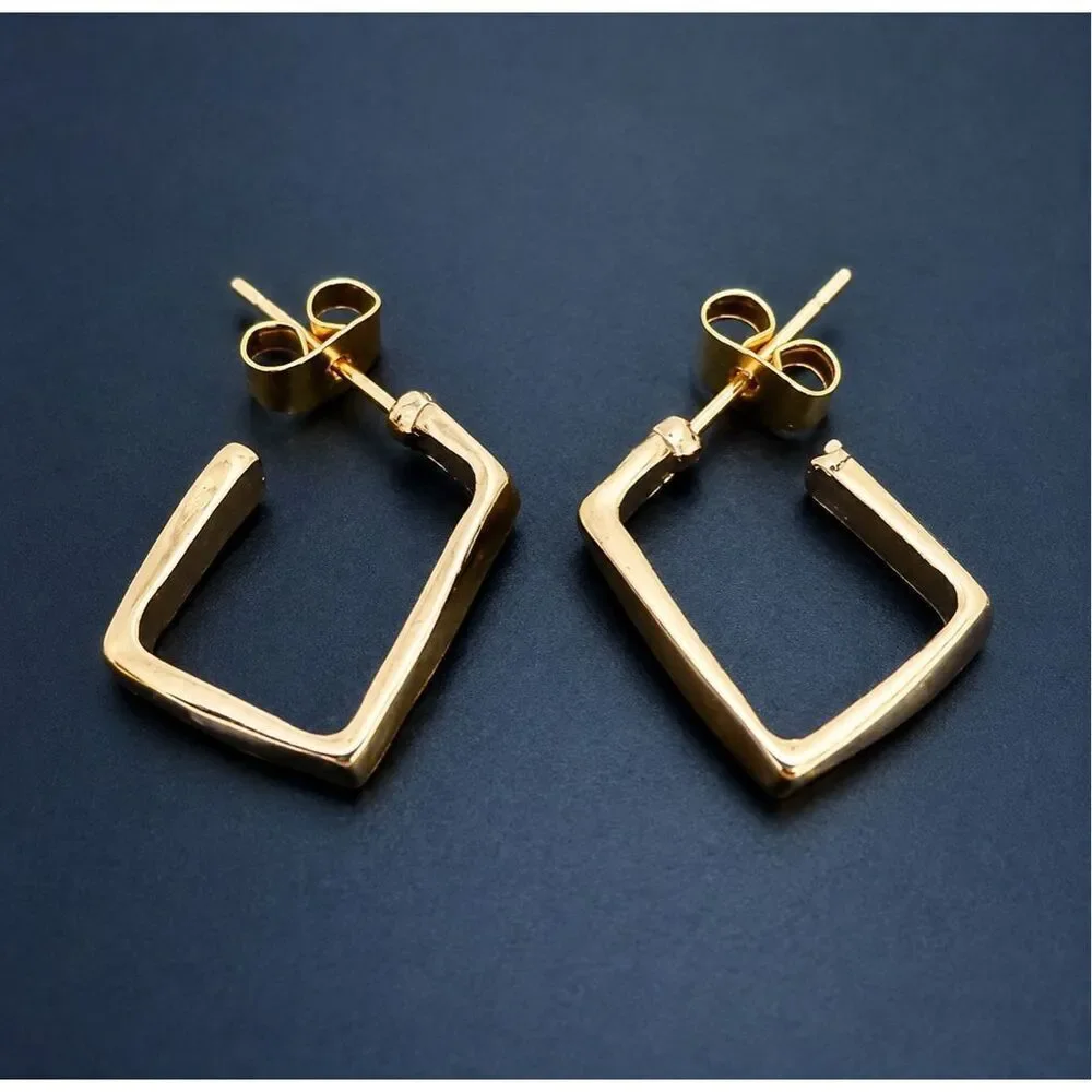 Axis Square Hoop Earrings – Polished Gold Tone, Small 1/2”